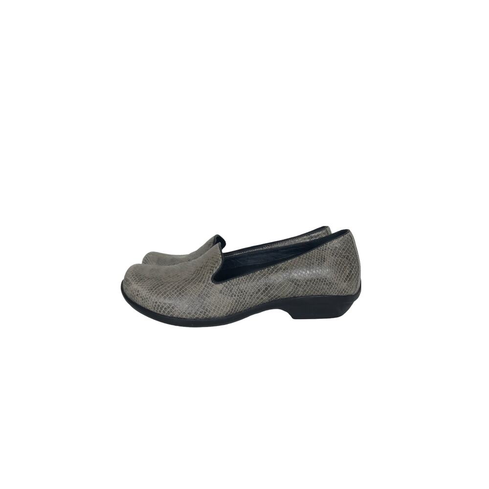 Dansko Women's Taupe Snake Skin Loafers Flat Shoes Size 37